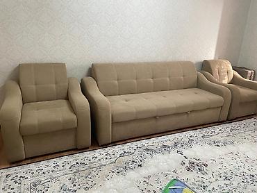 study table: Прямой диван, Б/у — 2