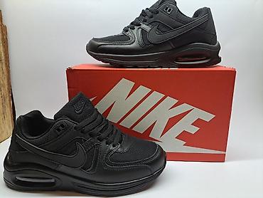 Nike Air muške patike – potpuno crne - Model: Nike Air (low-top
