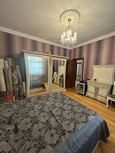 Həyət evləri və villaların satışı: 7 otaqlı, 144 kv. m, Orta təmir — 28