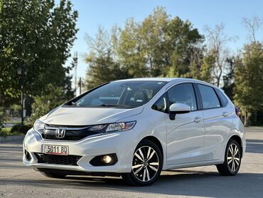 авто обмен с доплатой: Honda Fit: 2020 г., 1.5 л, Вариатор, Бензин, Хетчбек