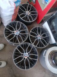 куплю набор ключей для авто: Литые Диски R 17 BMW, Комплект, отверстий - 4, Б/у