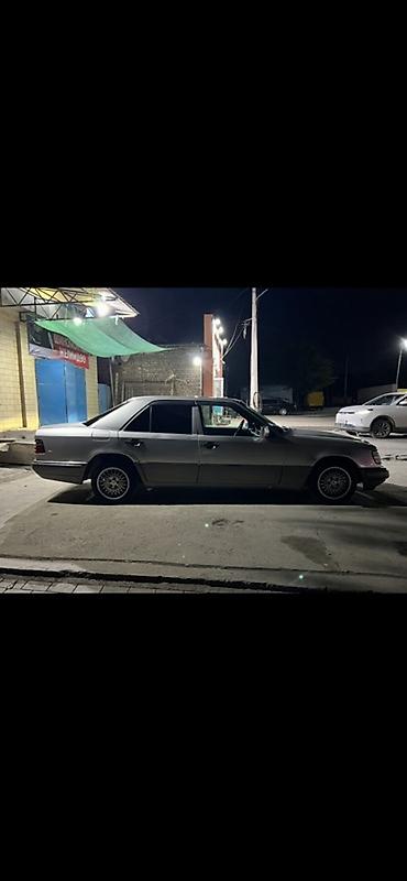 bud e9: Mercedes-Benz W124: 1993 г., 2.2 л, Автомат, Бензин, Седан — 7