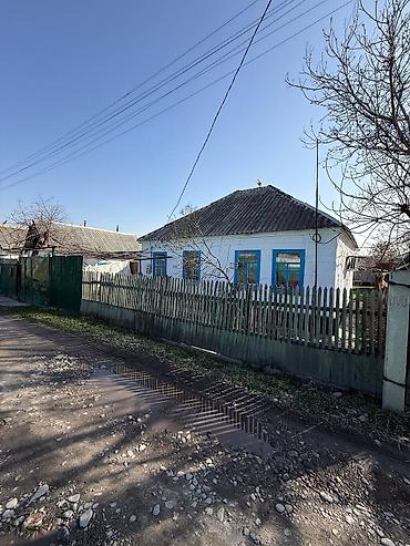 Продажа коттеджей и домов: Продается дом с участком в районе 110-й квартал Ориентир: мкр Достук — 1