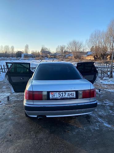 Audi: Audi 80: 1994 г., 2 л, Седан — 5