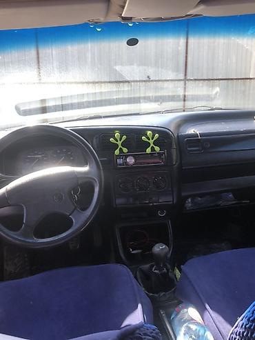 Продажа авто: Volkswagen Vento: 1992 г., 1.8 л, Механика, Бензин, Седан — 3