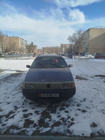 Volkswagen: Volkswagen Passat: 1993 г., 1.8 л, Механика, Бензин, Универсал