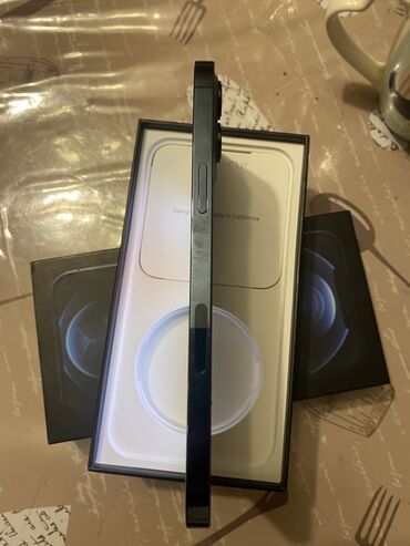 Apple iPhone: IPhone 12 Pro, Qara, Face ID — 7