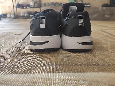 adidas campus 00s: Размер обуви 40,39 Кроссовки Adidas, спортивные, черные с белыми — 2