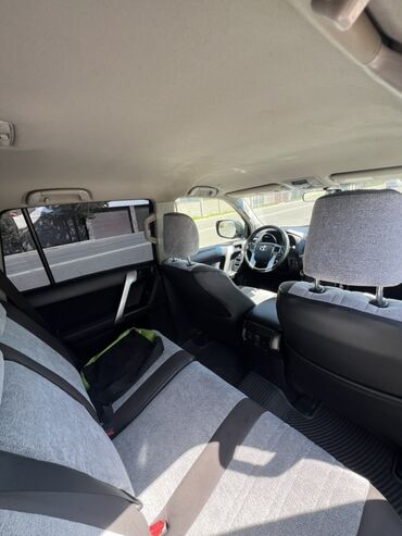 Toyota: Toyota Land Cruiser Prado: 2013 г., 4 л, Автомат, Бензин, Внедорожник — 4