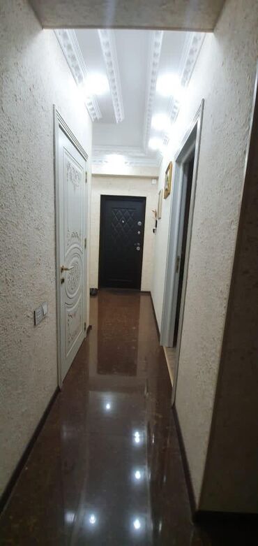 Yeni tikili: 3 otaqlı, Yeni tikili, 76 kv. m — 4