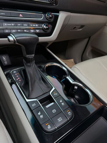 Kia: Kia Carnival: 2019 г., 2.2 л, Автомат, Дизель, Минивэн — 7