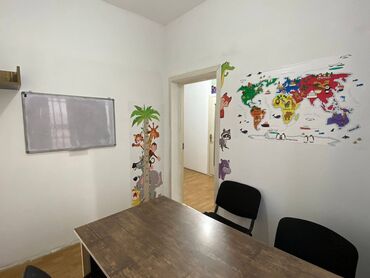 Ofislər: Nəriman Nərimanov, Arif Heydərov21 ünvanında. (Saatlı binanın -da lalafo.az — 2 Ofislər: Nəriman Nərimanov, Arif Heydərov21 ünvanında. (Saatlı binanın — 2