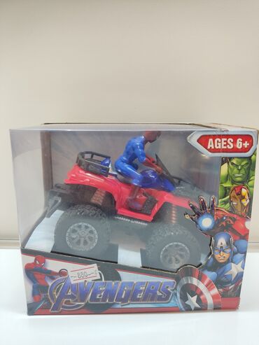 Рации и диктофоны: Игрушка: Радиоуправляемый квадроцикл Avengers со Спайдер‑мэном