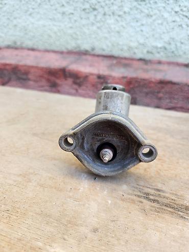 Другие детали салона: Продаю запчасти на мерседес 124 — 2