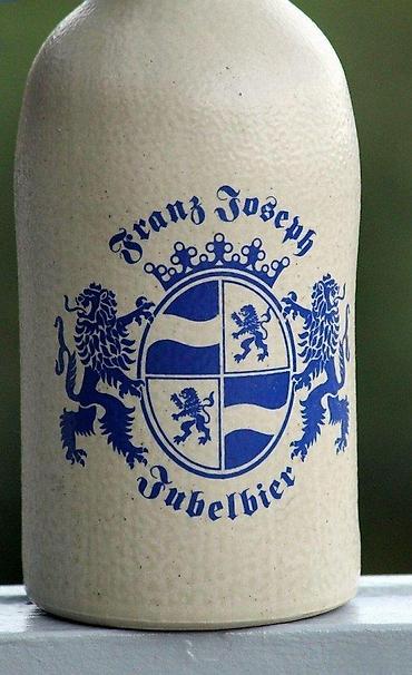 Stare vaze i dekor: Franz Joseph Jubelbier keramička boca. Jubilarna keramička boca za — 6