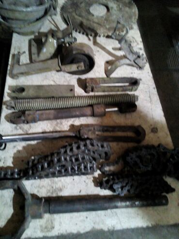 Другие автозапчасти: , вариатора нет, нет нет,что на фото других запчастей нет есть — 4