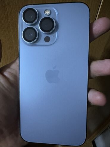 шнур айфон 15: IPhone 13 Pro, Sierra Blue, Чехол