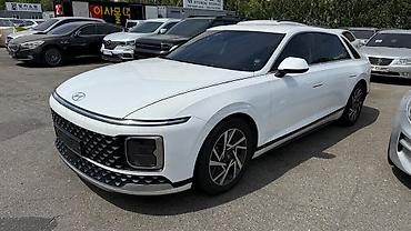 Продажа авто: Hyundai Grandeur: 2023 г., 3.5 л, Автомат, Газ, Седан — 3