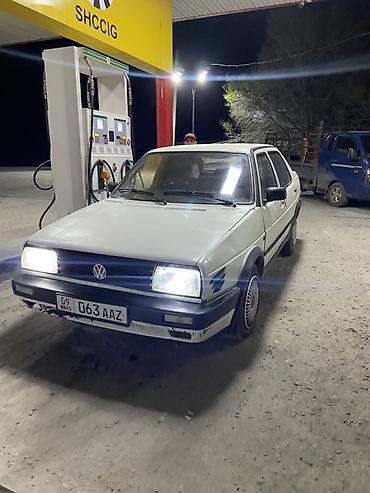 раф читири: Volkswagen Jetta: 1990 г., 1.8 л, Механика, Бензин, Седан — 2