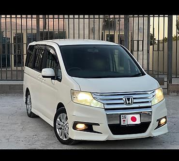 step wgn: Honda Stepwgn: 2010 г., 2 л, Бензин, Минивэн — 1