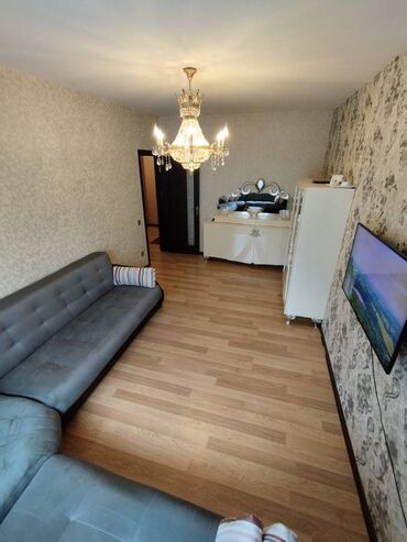 Köhnə tikili: Bakı, 3 otaqlı, Köhnə tikili, m. Həzi Aslanov, 60 kv. m — 3