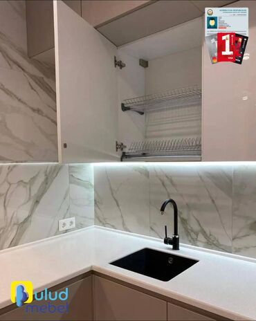 Sifarişlə mətbəx mebeli: Sifarişlə mətbəx dəsti, Özü çəkən petlələr, Şüşə, Kredit var, Pulsuz çatdırılma, Rayonlara çatdırılma, Ünvandan götürmə — 9