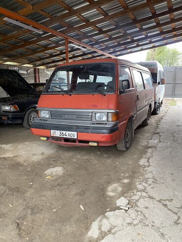 с4 2 моно: Mazda BONGO: 1992 г., 2 л, Механика, Бензин, Бус