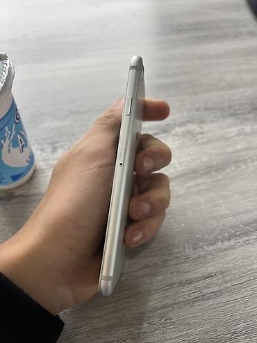 samsung a17 8 256: IPhone 7, Gümüşü — 7
