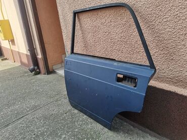 Auto delovi: Vrata zadnja leva Lada 2107 Riva,2105 u plavoj boji ZL2 . Vrata su — 5