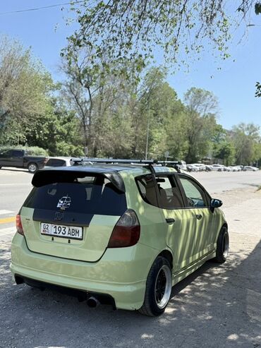 бампер передний фит: Honda Fit: 2004 г., 1.5 л, Вариатор, Бензин, Хэтчбэк