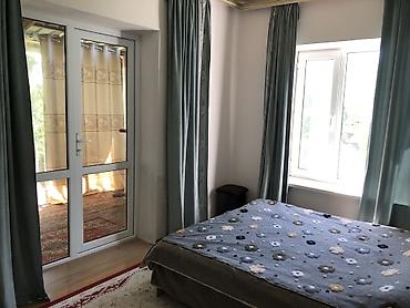 Долгосрочная аренда домов: 300 м², 6 комнат — 5