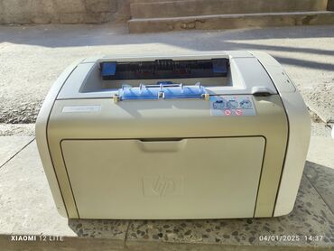 printer islenmis: Prablemsiz işləyir üstünda orginal katreci ilə birlikdə zəmanət var