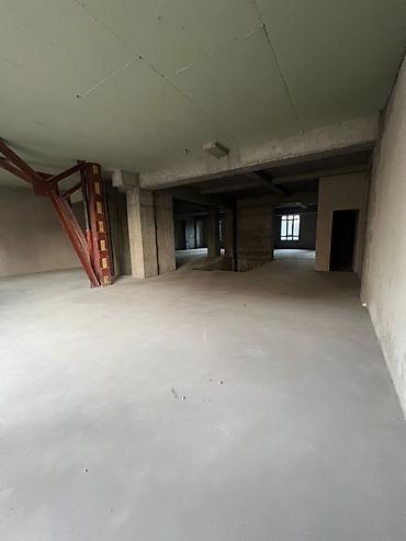 Продажа офисов: Продажа офисов 401 м², Без ремонта, Без мебели, Многоэтажное здание, 1 этаж — 4