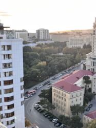 Köhnə tikili: Bakı, 3 otaqlı, Köhnə tikili, m. Elmlər Akademiyası, 210 kv. m — 29