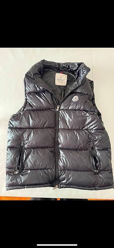 Пуховый жилет Moncler, черный - Классическая стеганая модель без
