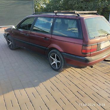 sprinter 2003: Volkswagen Passat Variant: 1993 г., Механика, Универсал — 3