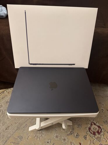 макбук эйр м2: Ультрабук, Apple, 8 ГБ ОЭТ, Apple M2, 15.4 ", Колдонулган, Жумуш, окуу үчүн, эс тутум SSD