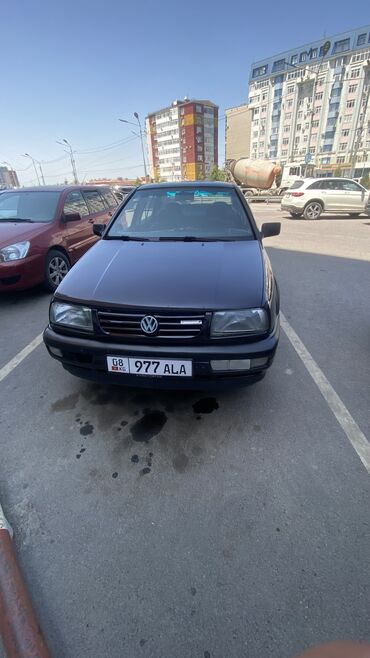 титан на венто: Volkswagen Vento: 1996 г., 2 л, Автомат, Бензин, Седан