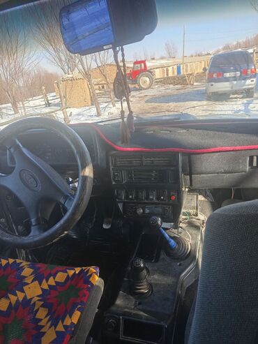 ВАЗ (ЛАДА): ВАЗ (ЛАДА) 4x4 Нива: 1996 г., 1.7 л — 4