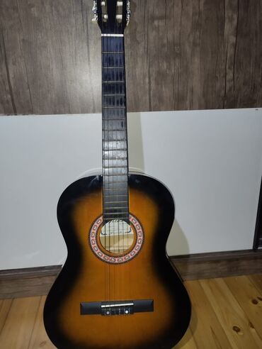 купить электропианино бу: Klassik gitara, İşlənmiş