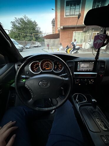 Toyota: Toyota 4Runner: 2004 г., 4 л, Автомат, Бензин, Внедорожник — 6