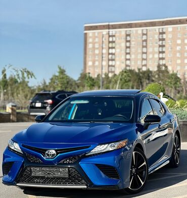 Toyota: Toyota Camry: 2019 г., 2.5 л, Автомат, Бензин, Седан