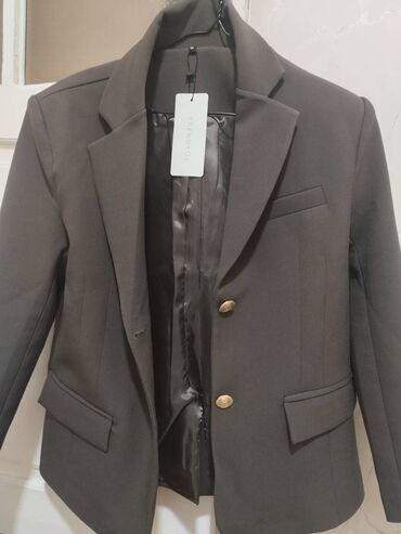 бордовые мужские костюмы: Salam. Pencək geyinilməyib. Etiketide üstündə. Sadəcə ölçü 38 əvəzinə