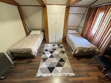 Продажа дач: Продаётся загородный дом у реки Аламедин, с. Таш-Мойнок. Дом — 6