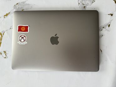 apple macbook 13 white: Ноутбук, Apple, 8 ГБ ОЗУ, Apple M1, 13.3 ", Б/у, память SSD
