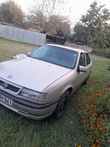 maşınla: Opel Vectra: 1.6 л | 1994 г. | 5200140 км Седан