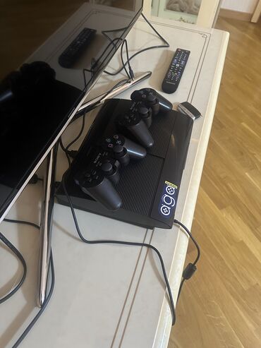 PS3 (Sony PlayStation 3): Playstation 3 Super Slim 500gb 40 oyun