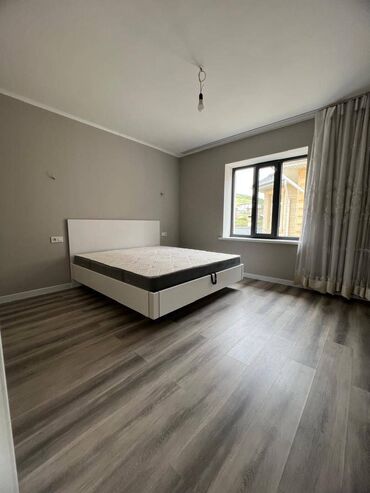 Долгосрочная аренда домов: 200 м², 5 комнат — 2