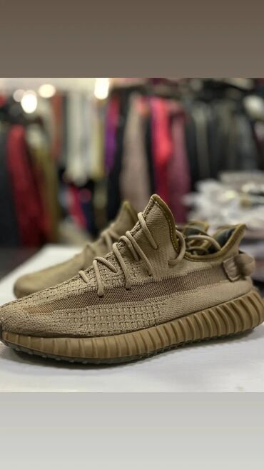 Кроссовки и спортивная обувь: Кроссовки секонд хенд Сокулук из Европы. размеры уточняем Сокулук — 13