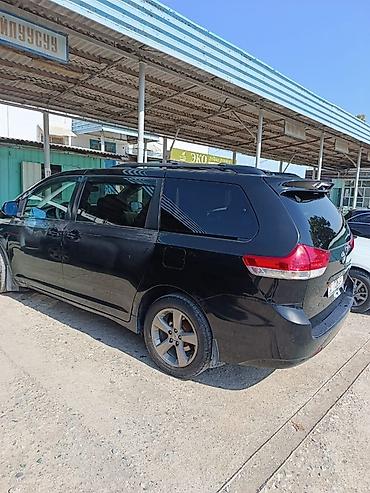 Toyota: Toyota Sienna: 2010 г., 3.5 л, Автомат, Бензин, Минивэн — 8